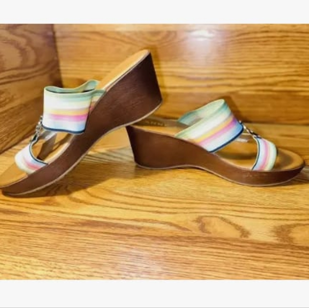 NWOT Anne Klein Pastel Rainbow Size 7 Slip on Wedge Striped Summer